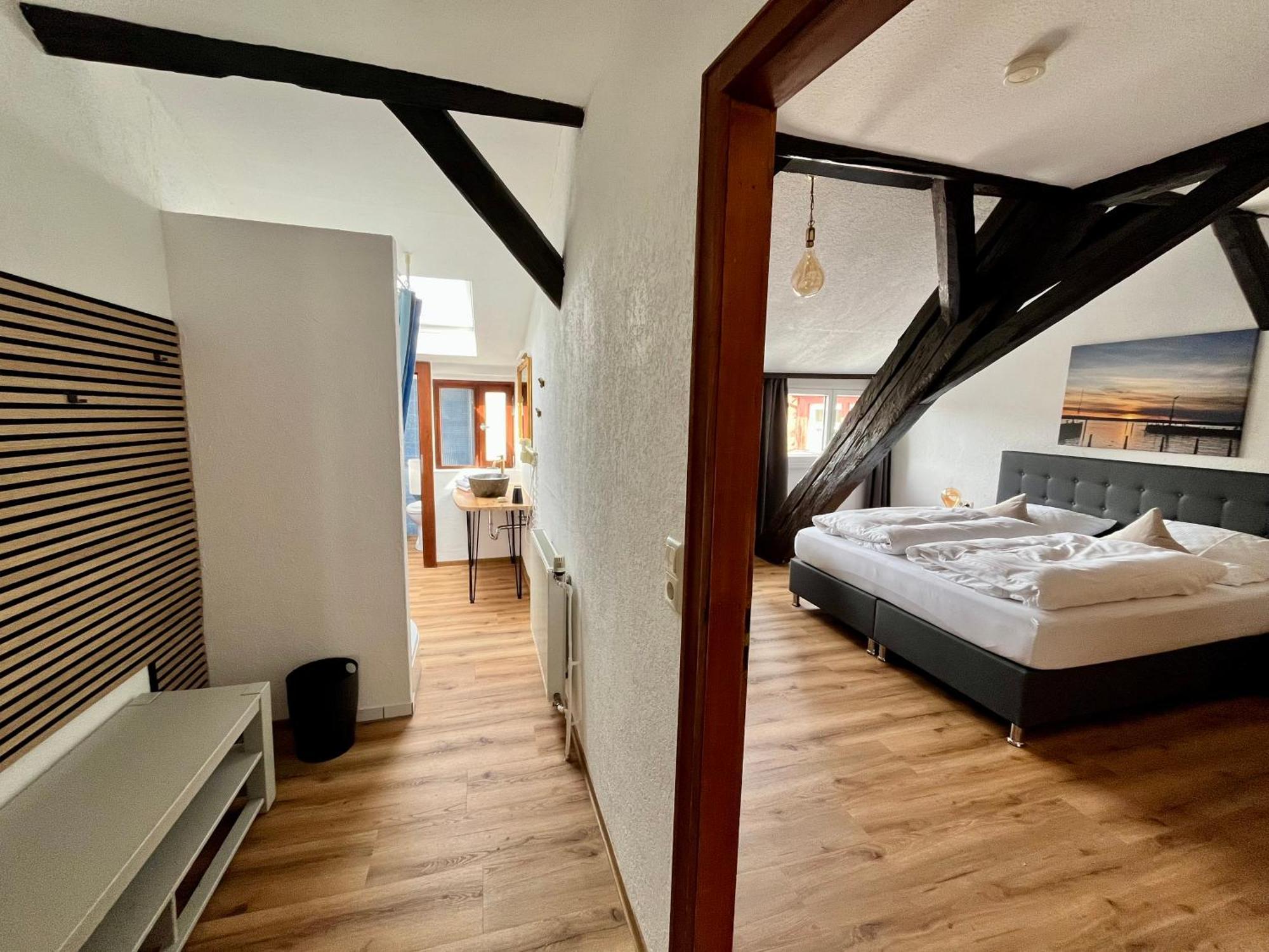 Gaestehaus Am Hafen Meersburg Eksteriør billede